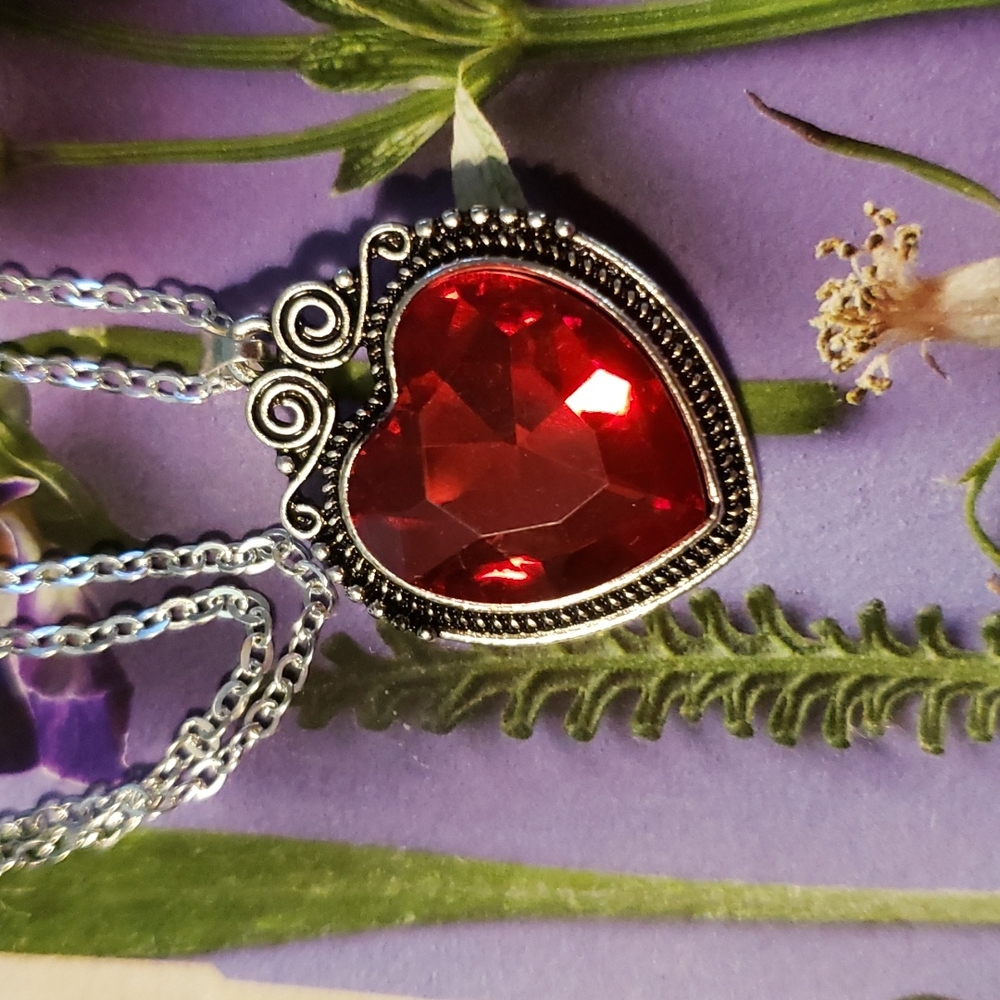 Pretty sparkling necklace 19 - 20".